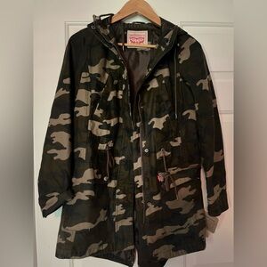 NWT Levi Strauss Camo Jacket XS